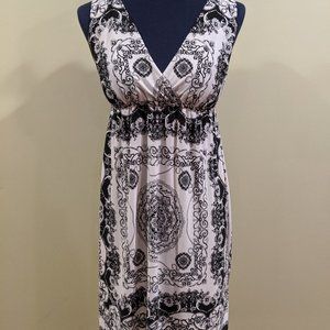 Black and White Filigree Pattern Dress